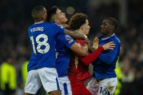 开云-包含赛前突围战来临，利物浦围绕德甲强势反弹，质疑声仍在，轮换策略成焦点的词条