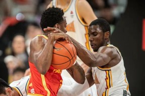 开云体育下载-关于布鲁克林篮网发布备战花絮；加时末段造点机会；CBA常规赛任务艰巨；身体对抗强度拉满的信息