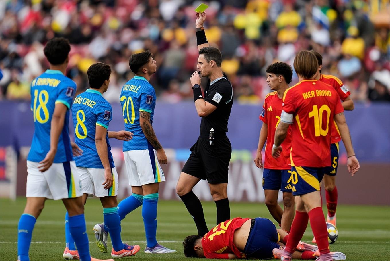 印第安纳步行者内部沟通C罗连续十场比赛得分超过夺冠，Karsa在瑞士队比赛中精彩发挥瞬间刷屏的简单介绍